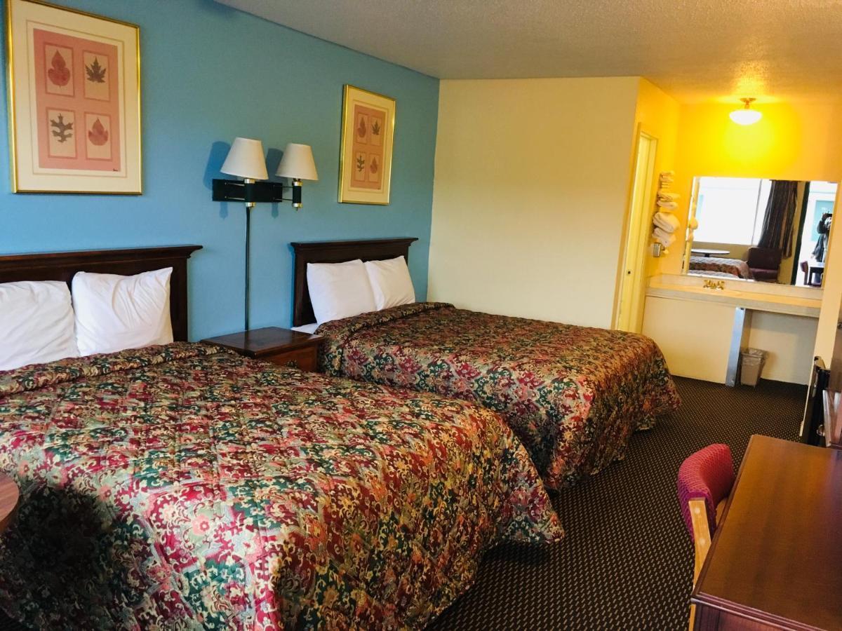 Budget Inn Caravan Motel Harrisonville Exteriör bild